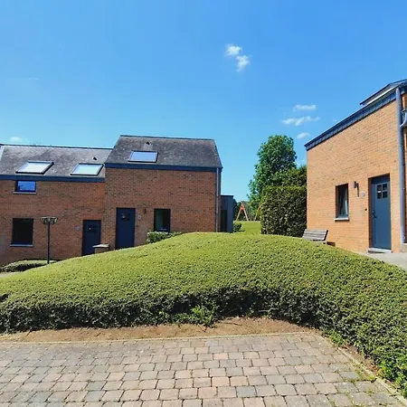 Maisons De Azur En Ardenne Resort 3*