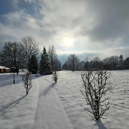 Maisons De Azur En Ardenne 3*