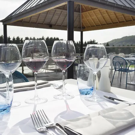 Maisons De Azur En Ardenne Resort 3*