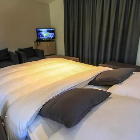 Maisons De Azur En Ardenne Resort
